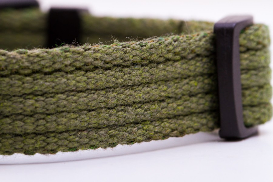 Obroża dla małego psa z klamrą MINI NATURAL khaki (4).jpg