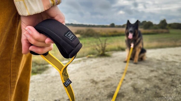 Uniwersalna rączka uchwyt COMFORT do smyczy – miękka rękojeść, ochraniacz na dłoń, na rzep - TATAR DOG.jpg